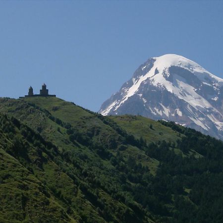 Sabuka Qushashvili Hotel Kazbegi Bagian luar foto